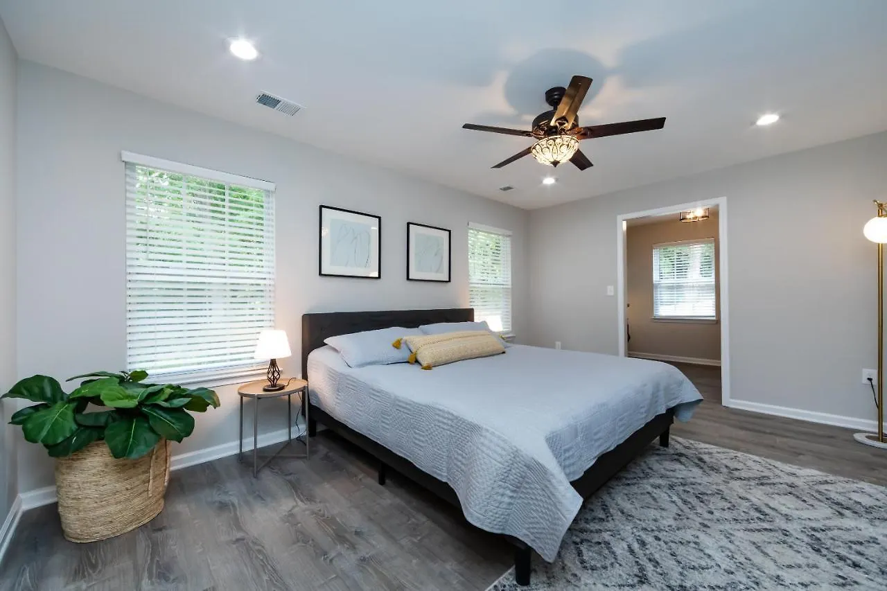 Feriehus Brandnew Spacious 4 Bedroom House Minutes To Uptown Charlotte